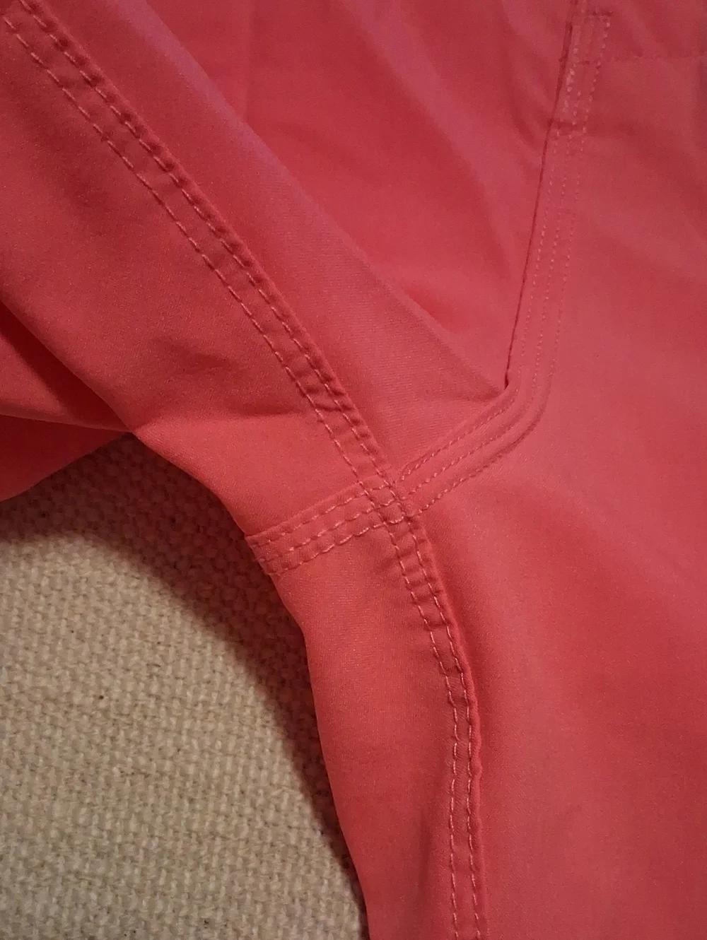 Like New Mens Hurley Swim Shorts In Hot Pink Size 34